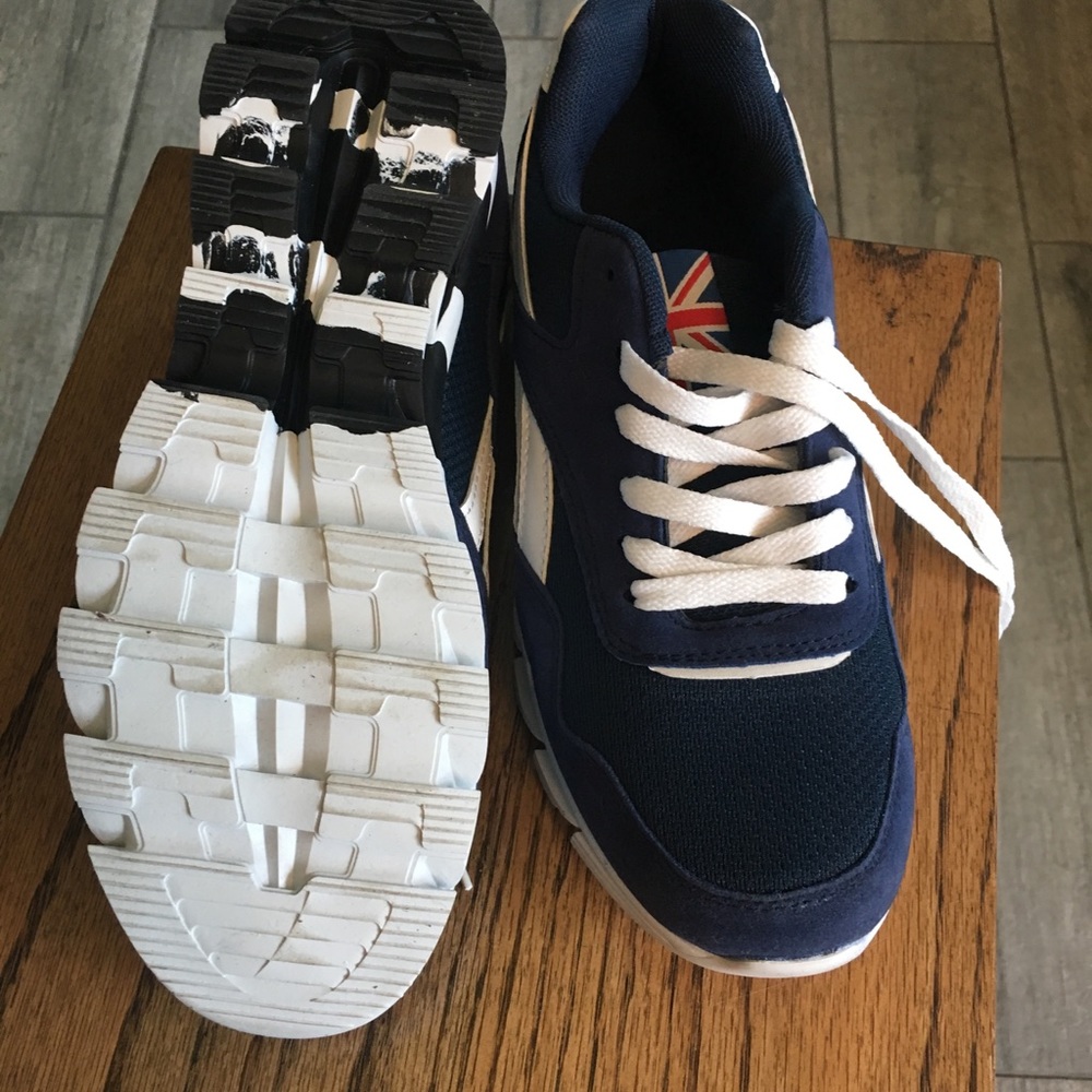 Sneakers (New)